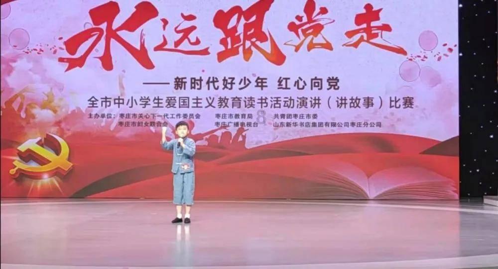 迎新春  迎海路花墙换新装